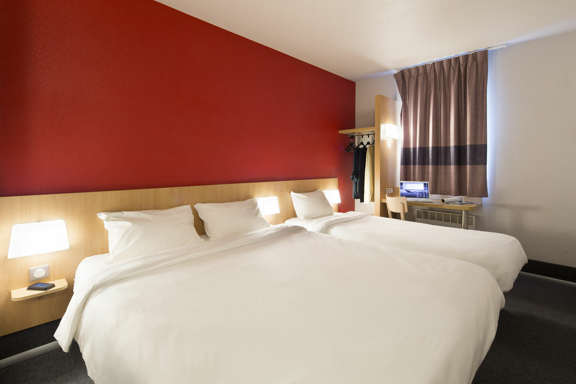 B&B Hotel Valence Sud Kültér fotó