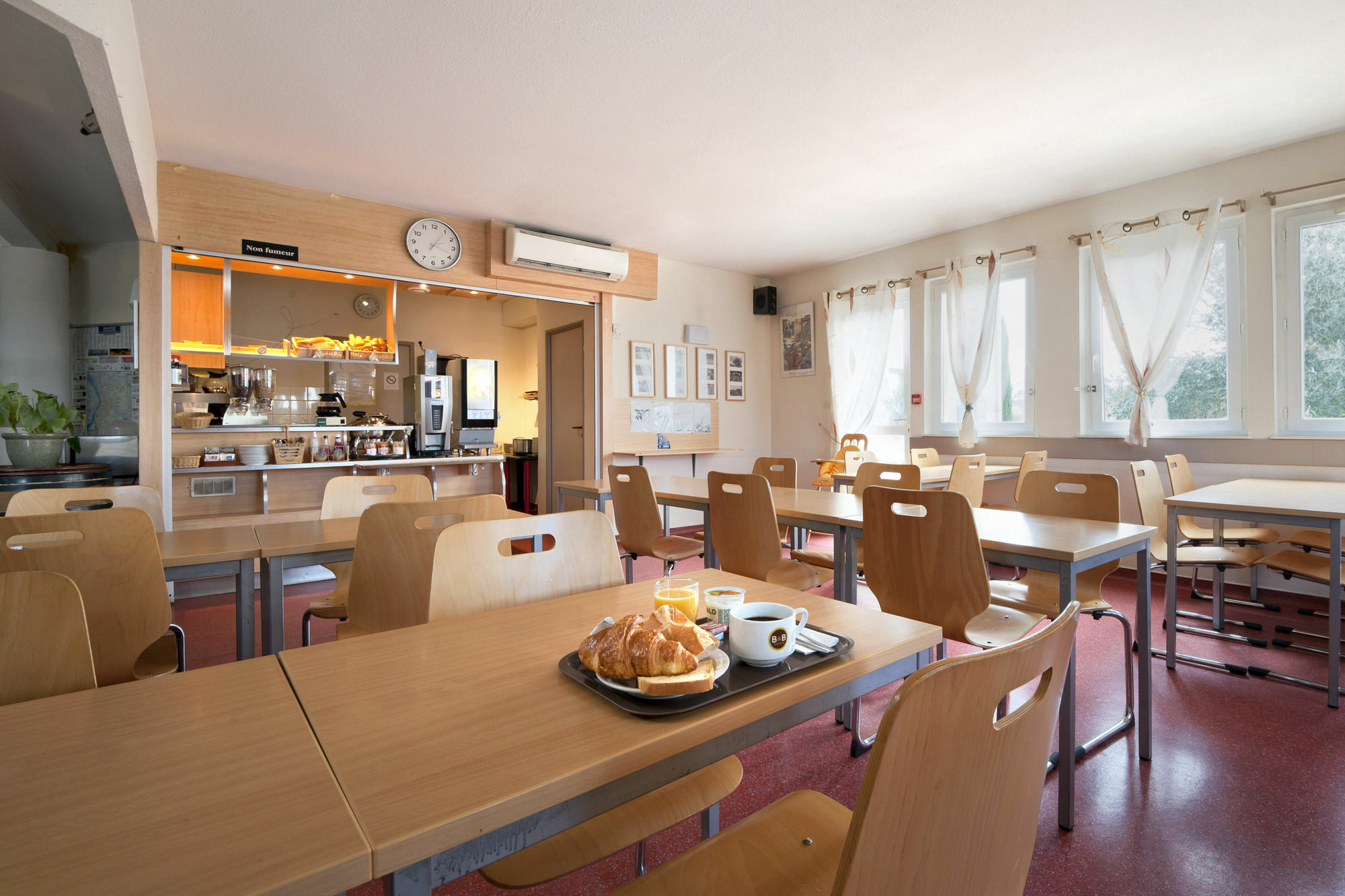 B&B Hotel Valence Sud Kültér fotó