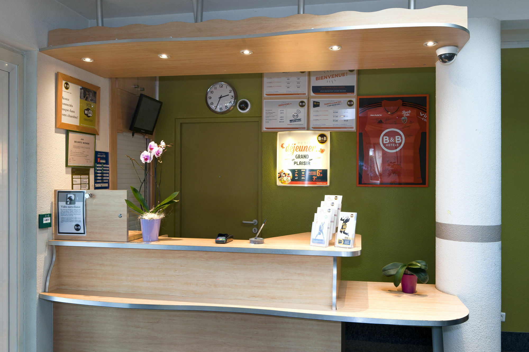 B&B Hotel Valence Sud Kültér fotó